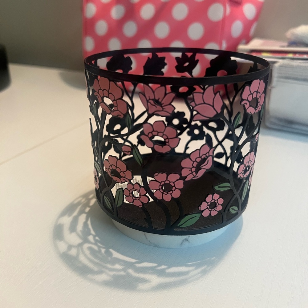 Bath & Body Works 3-wick candle holders x3 - Picture 3 of 12